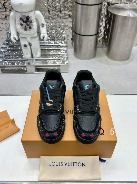 Picture of Louis Vuitton Shoes _SKULVsz35-45JY050812846